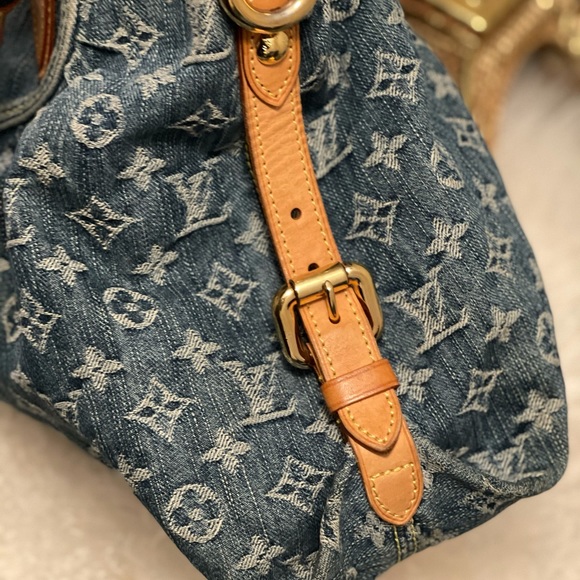 SOLD-Louis Vuitton vintage denim bag - Picture 4 of 12